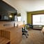 Holiday Inn Express & Suites - San Jose Silicon Valley By IHG