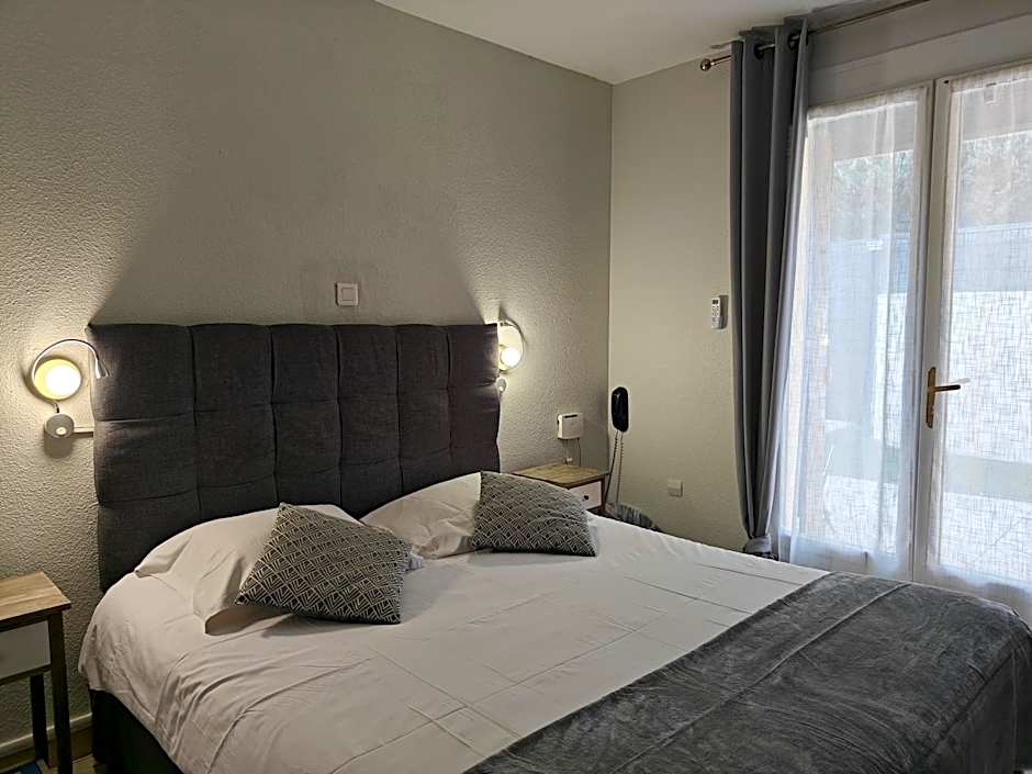 Auberge Des Pins