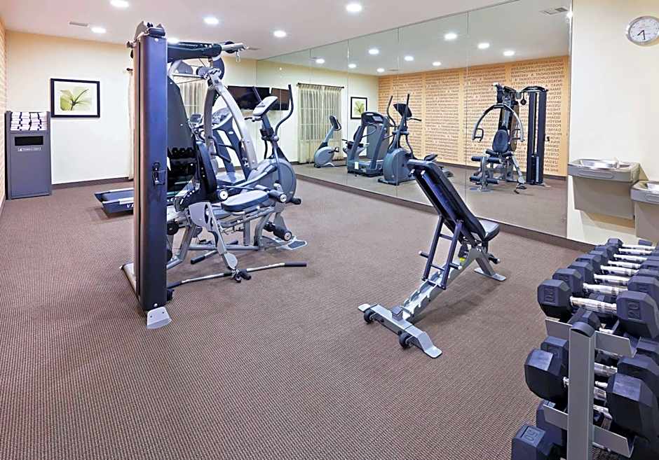 La Quinta Inn & Suites by Wyndham Floresville