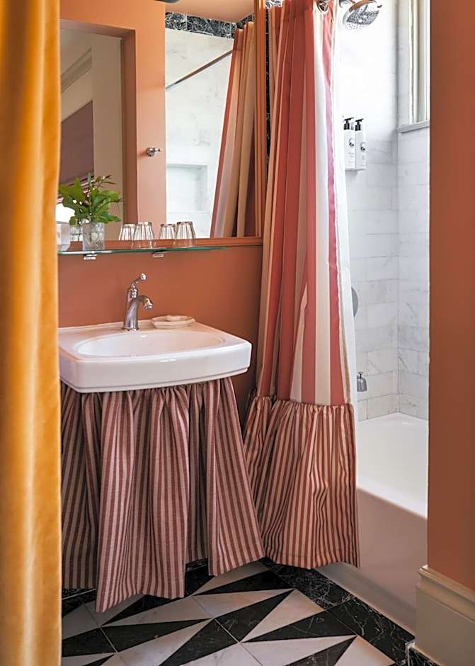 The Hotel Lili