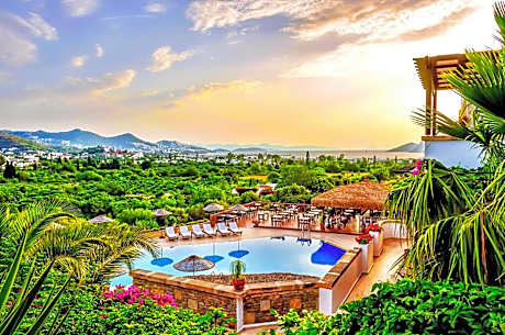 4reasons hotel + bistro | 12+