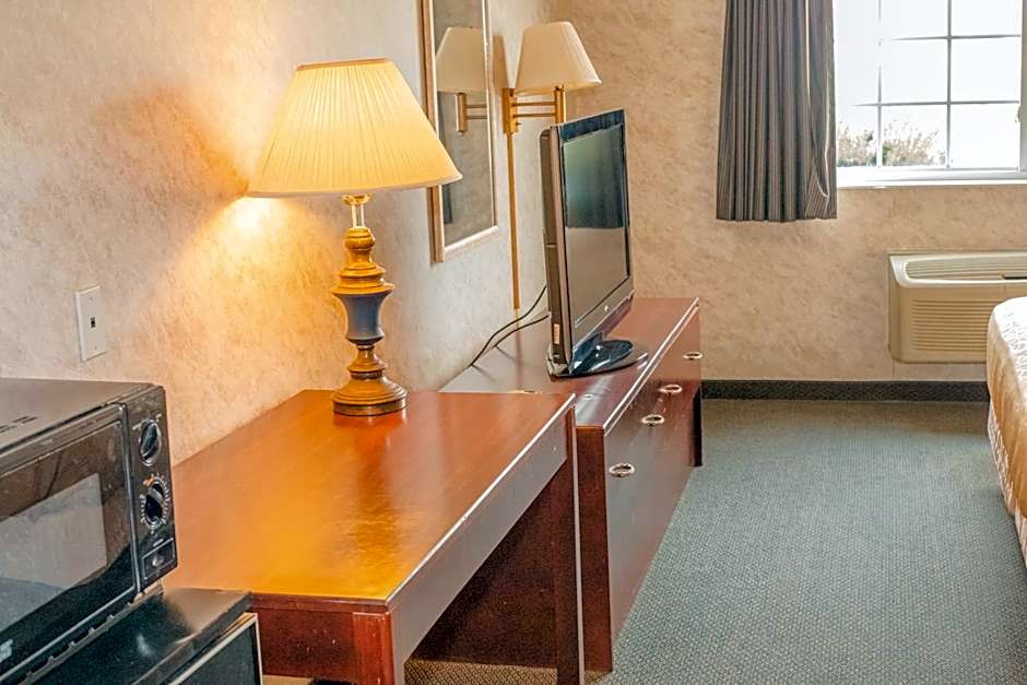 Colfax Inn by Marifah