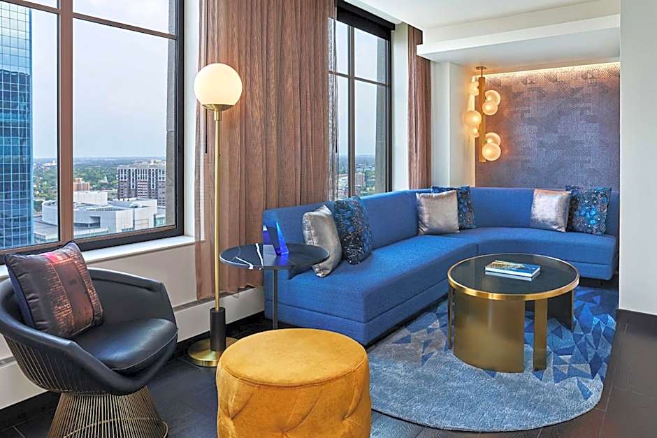 W Hotel Minneapolis The Foshay