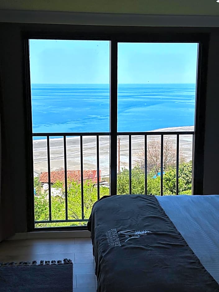 Bungaport Luxury Bungalows&Suits