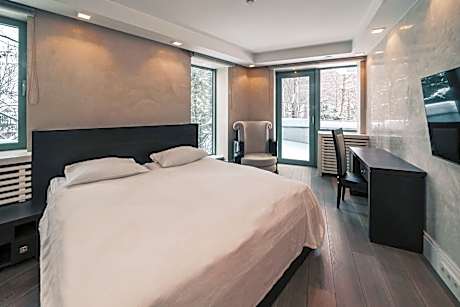 Two-Bedroom Suite