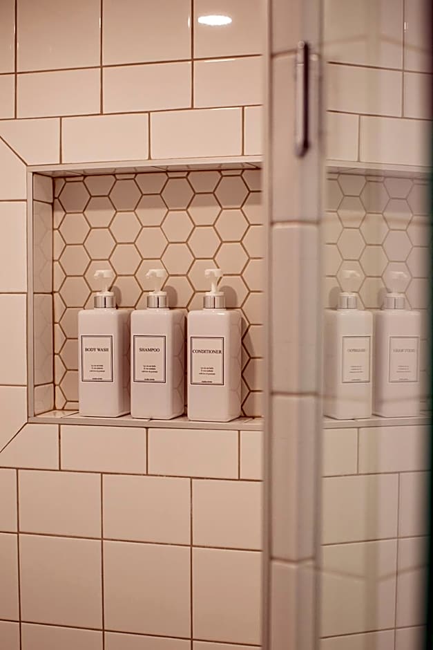 Stirling All Suites Hotel