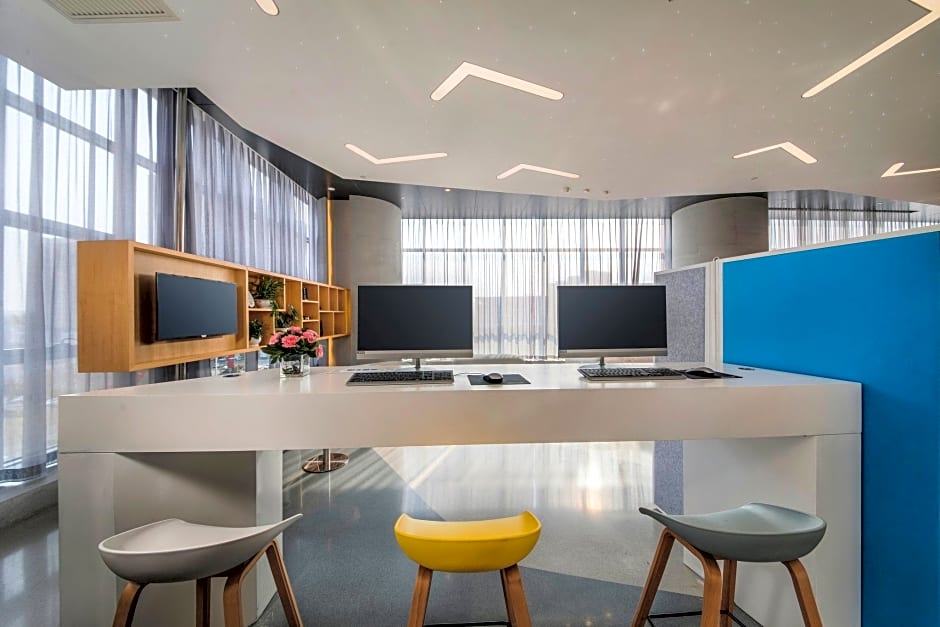 Holiday Inn Express Yantai Yeda By IHG