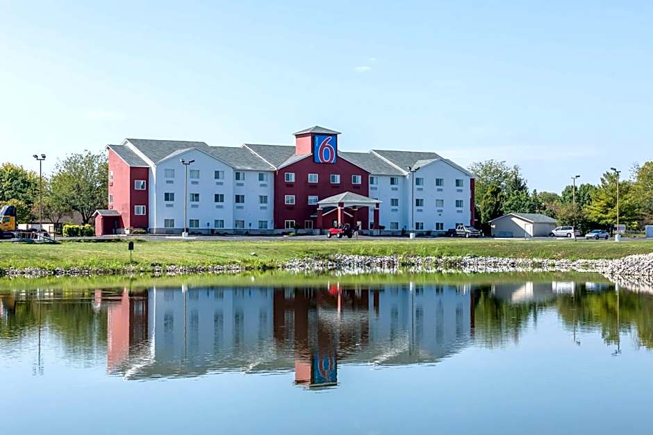 Motel 6-Indianapolis, IN - Southport