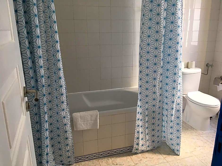 Aveiro Train Guesthouse