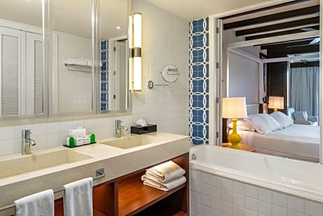 Swim Up Junior Suite El Beso Solo Adultos