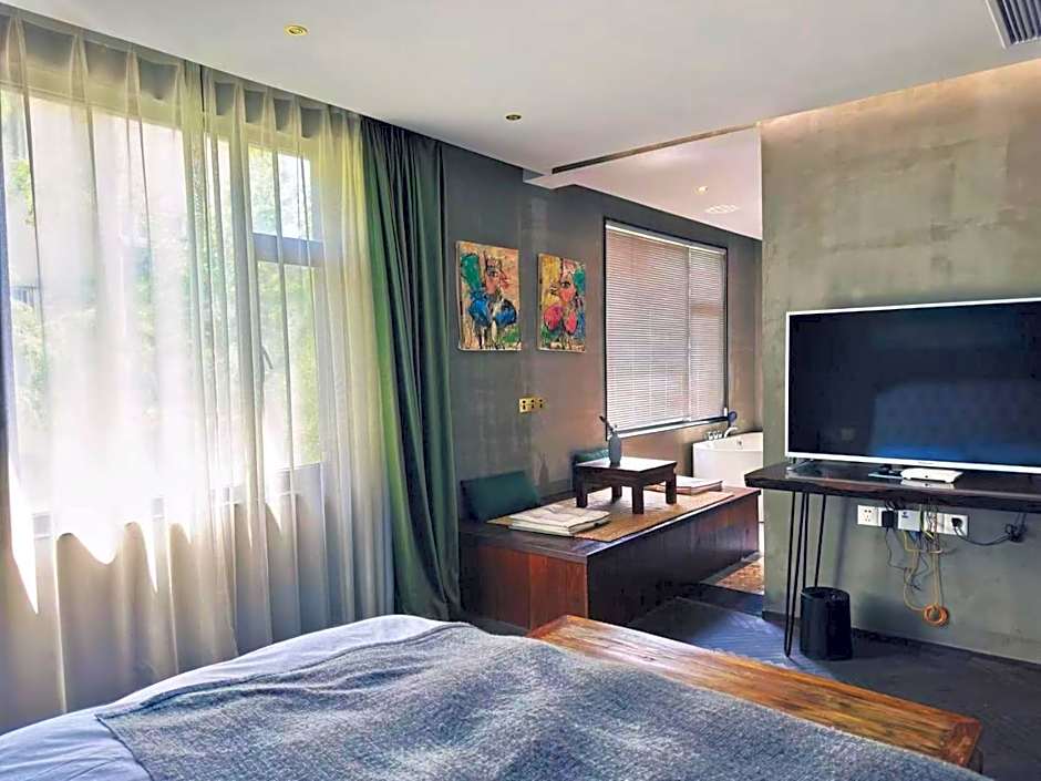 Suzhou Unique Space Design Art Hotel