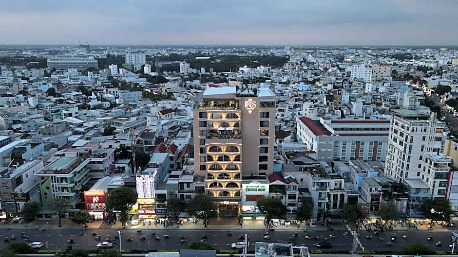 The Iris Signature Hotel and Spa