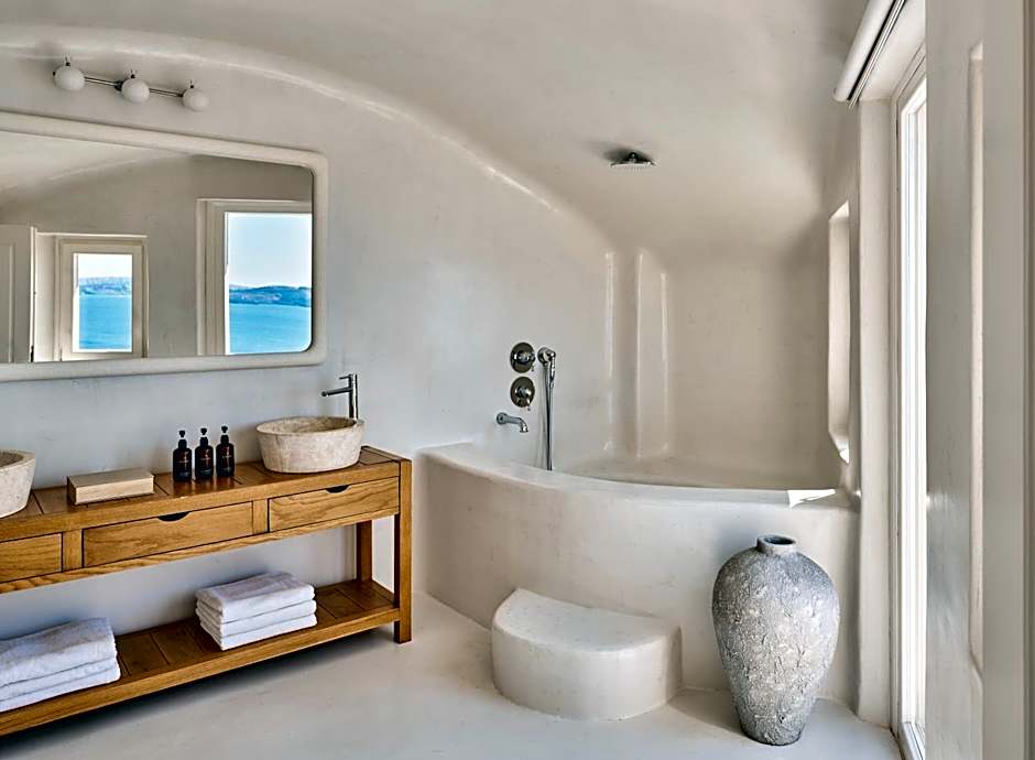 Mystique, a Luxury Collection Hotel, Santorini