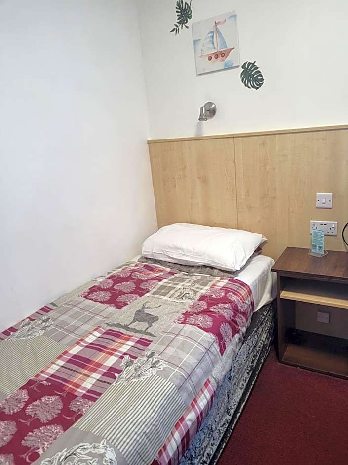 Gatwick White House Hotel