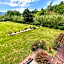 Le Village Sarzana