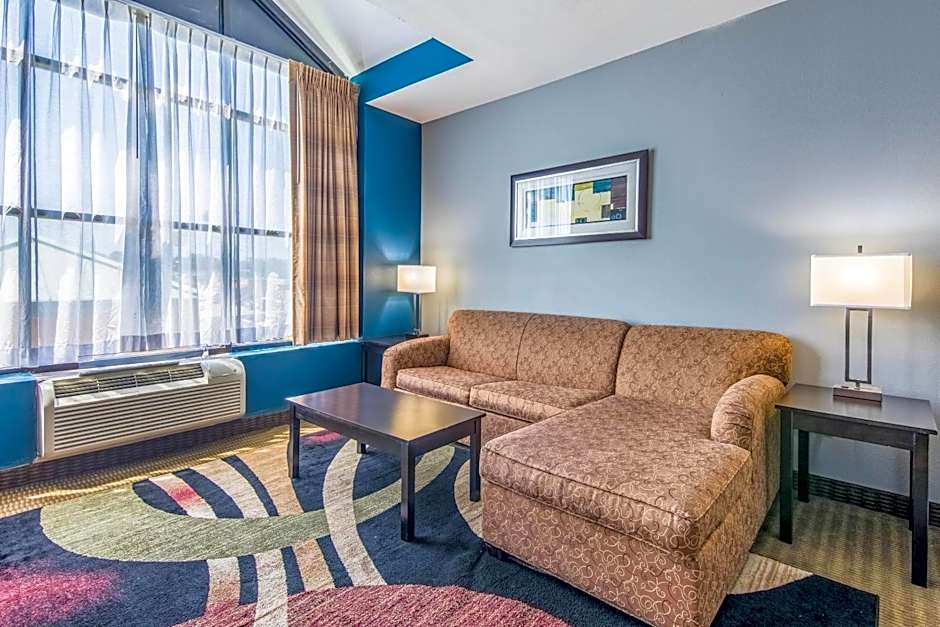 Quality Suites Maumelle - Little Rock Northwest