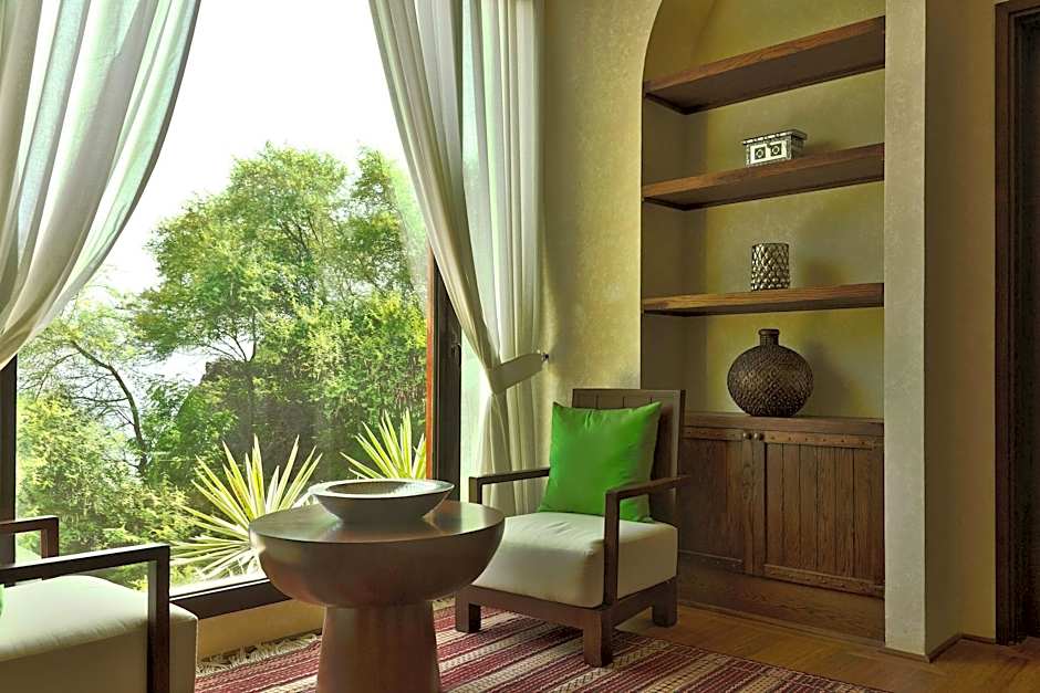 Al Bustan Palace, a Ritz-Carlton Hotel
