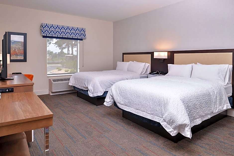 Hampton Inn By Hilton Benson