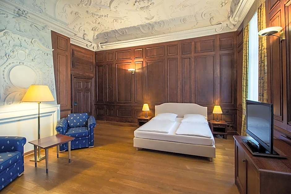 Photo 1 of 4 of Deluxe Suite