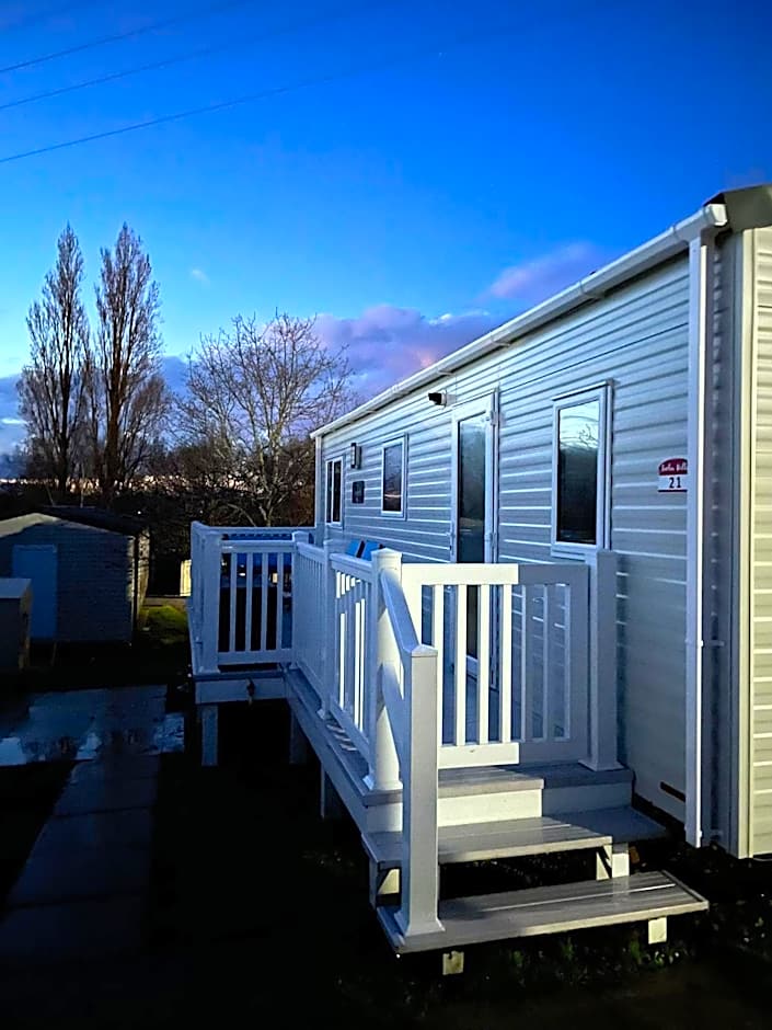 Laguna- Rockley Park Poole