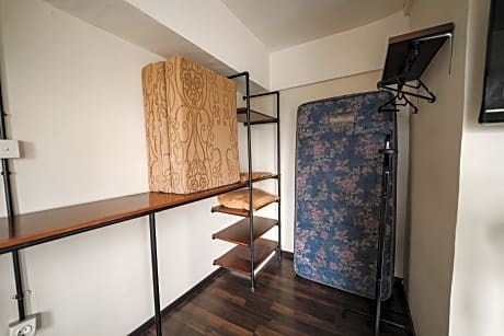 Deluxe Studio - Cozy Room