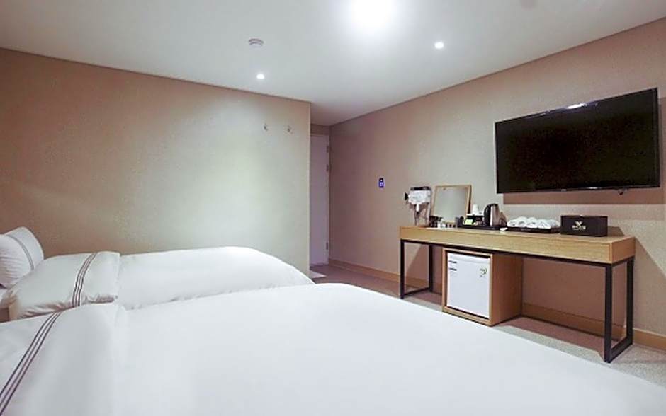 Winner Hotel