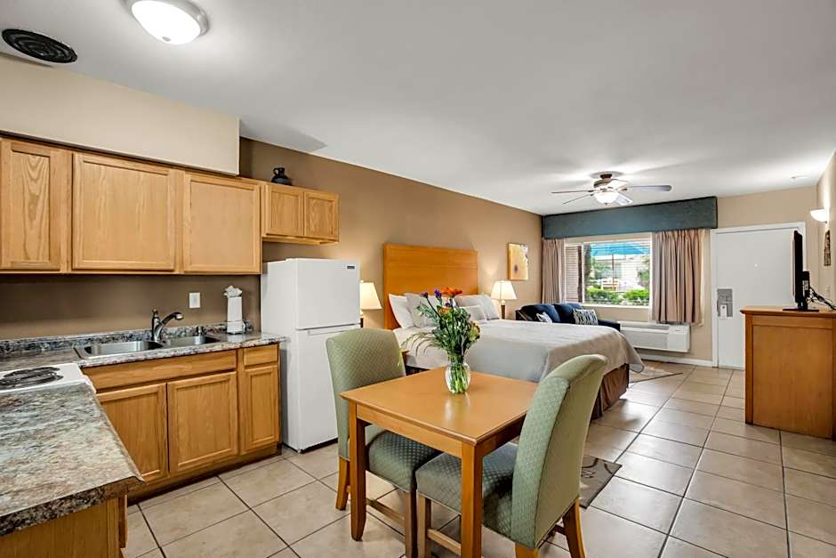 The Inn At Deep Canyon