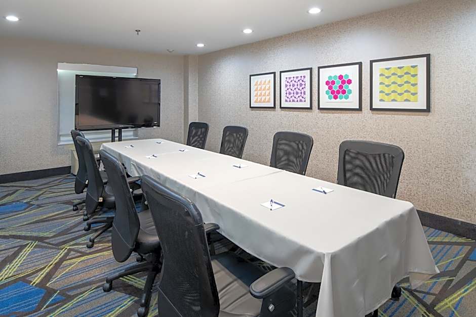 Holiday Inn Express Arlington Interstate 20 Parks Mall By IHG
