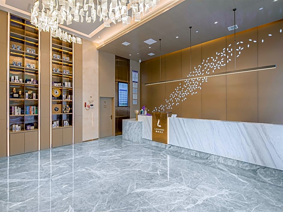 Lavande Hotel Yueyang County Fuya