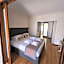 D Townhouse Boutique Suites