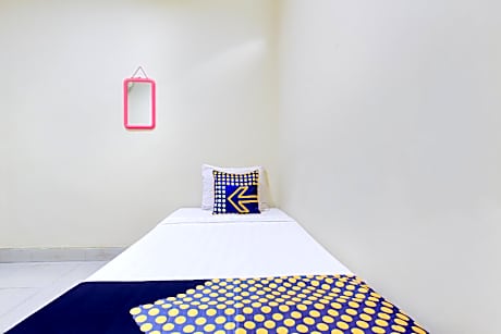 Hotel O Kenzie Bunkbed Syariah