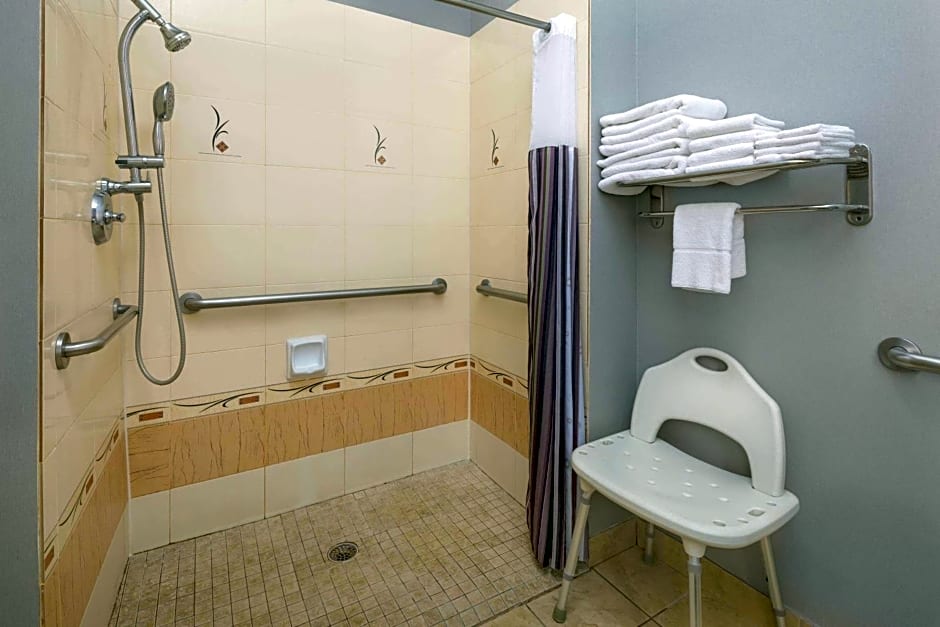 La Quinta by Wyndham Savannah Airport - Pooler