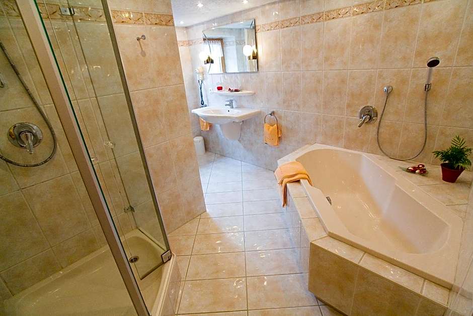 Hotel-Restaurant Straussen