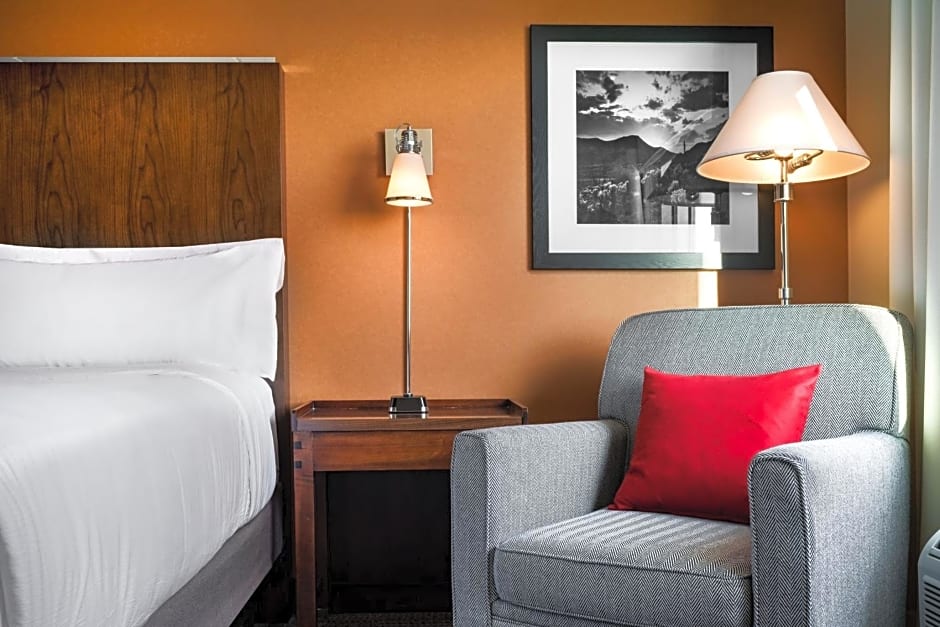 Four Points By Sheraton At Phoenix Mesa Gateway Airport