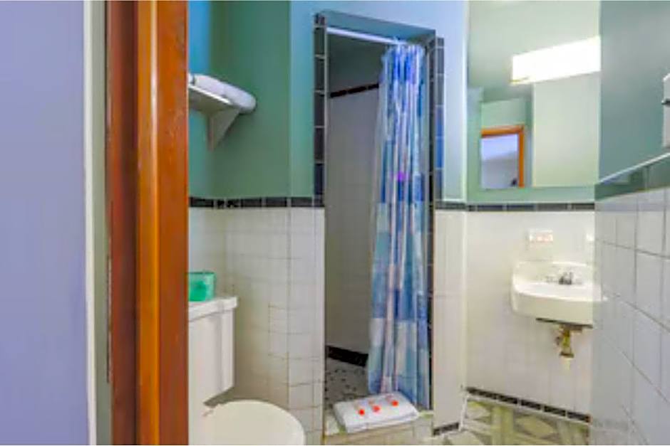 Travelers Inn by OYO Beaver, Hwy 19