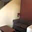 First Western Inn - Fairmont City