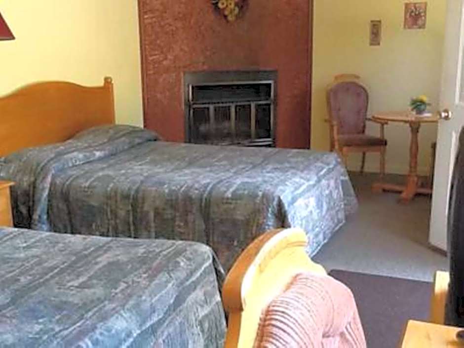 Auberge Mountain View Inn
