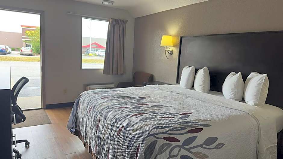 Red Roof Inn Anderson, IN