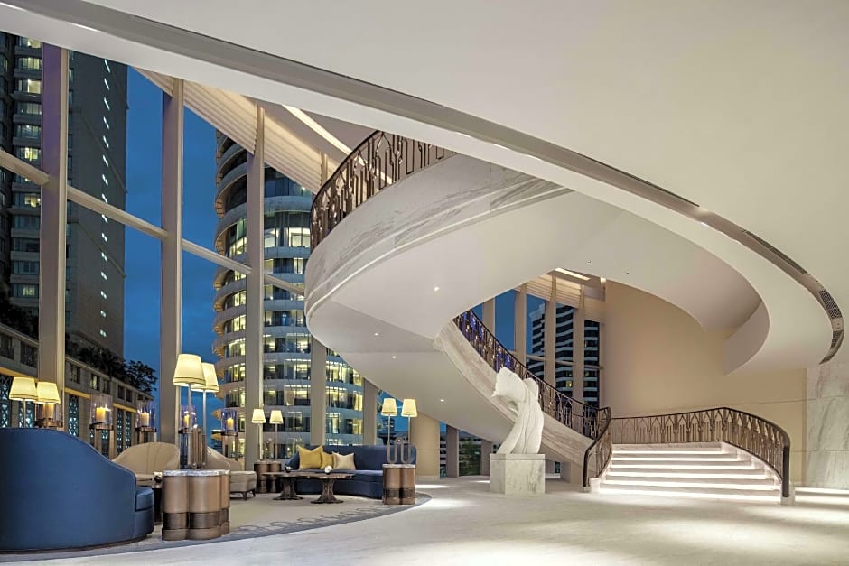 Waldorf Astoria By Hilton Bangkok
