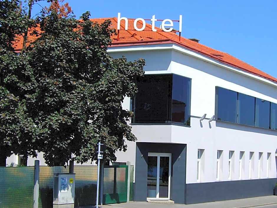 Strandhotel Alte Donau