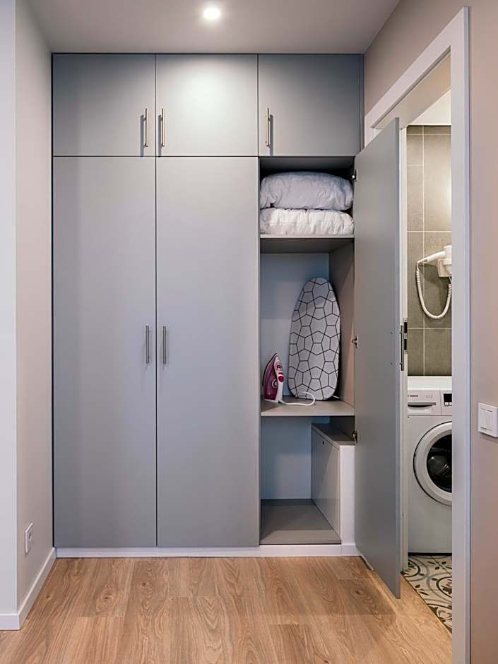 J14A I Rooms & Apartments AUTOMATED SELF CHECK-IN