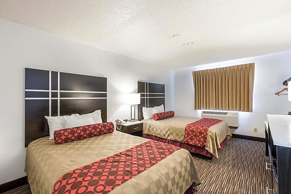 Americas Best Value Inn Charlotte, MI