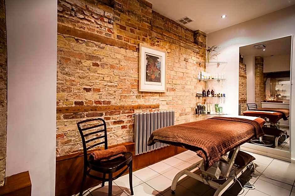 The Varsity Hotel & Spa