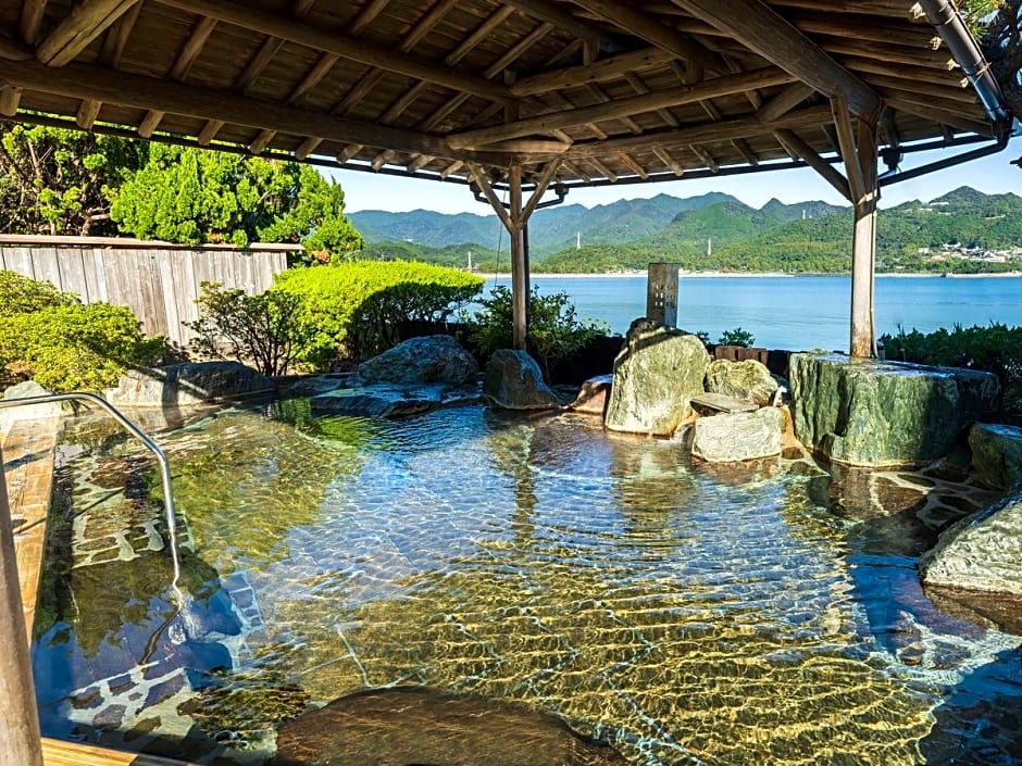 Kamenoi Hotel Nachikatsuura