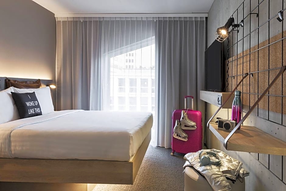 Moxy Lausanne City