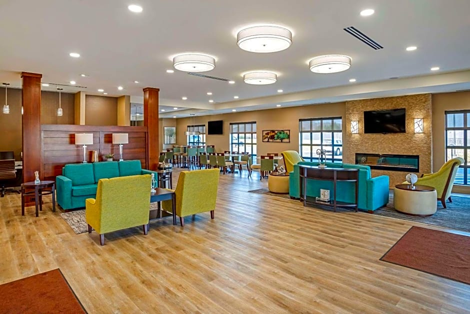 Comfort Inn & Suites