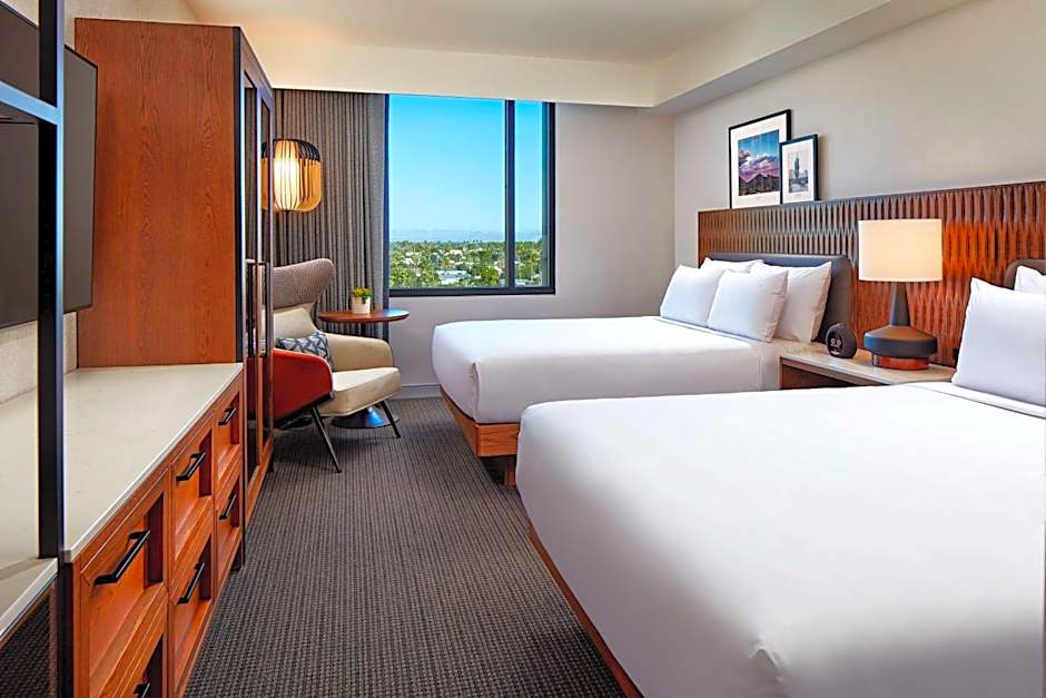 Senna House Scottsdale, Curio Collection by Hilton