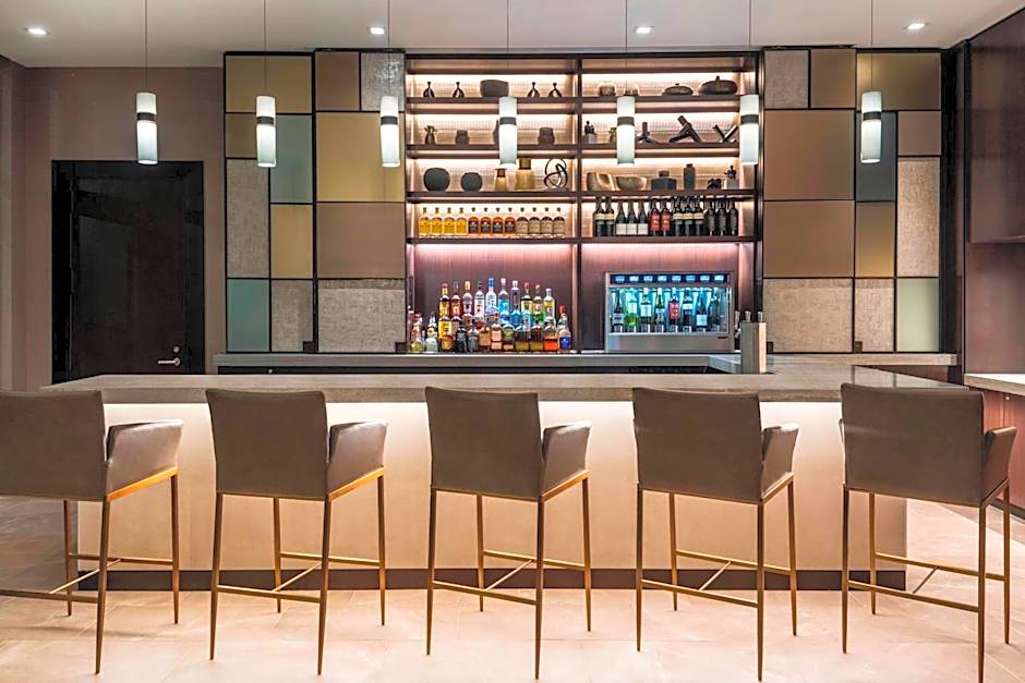 AC Hotel by Marriott Boston Downtown