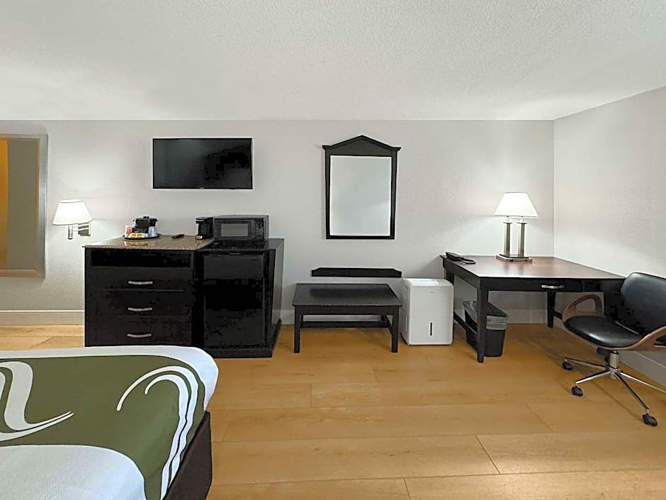 Quality Inn Fort Wayne