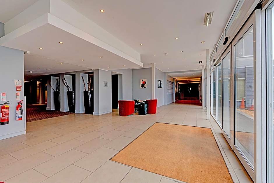 Manchester Airport Stanley Hotel by Belvilla